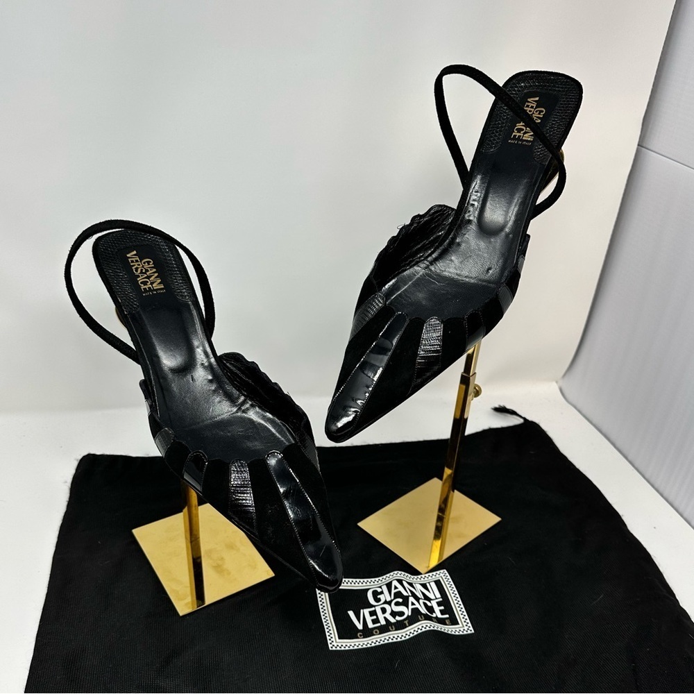 Gently Loved Authentic Giani Versace Leather And … - image 2